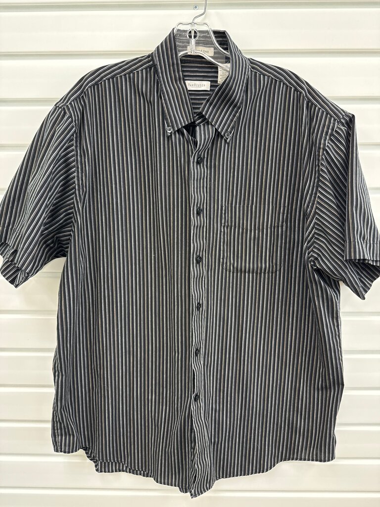 Van Heusen Men's Short Sleeve Black and White Striped Shirt