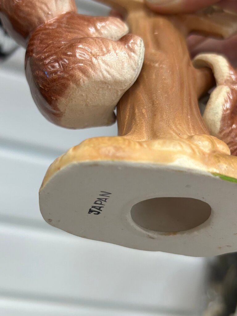 Vintage Bear Cubs Climbing Tree Shaker Set