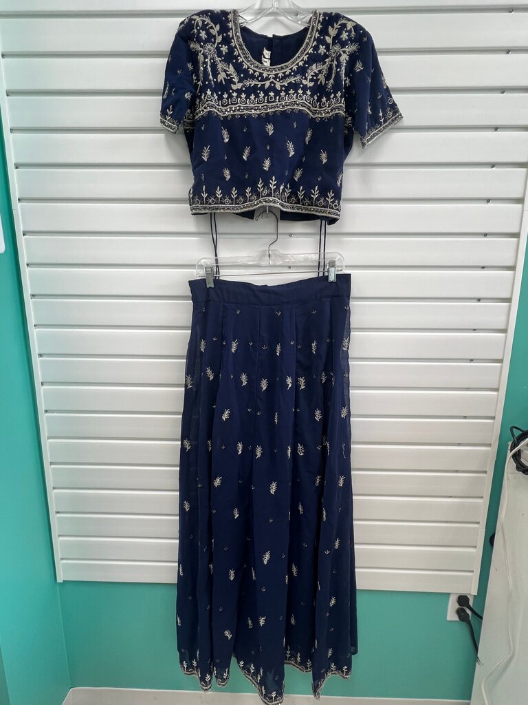 2-Piece Indian Skirt & Blouse Set – Silver Embroidery Beading