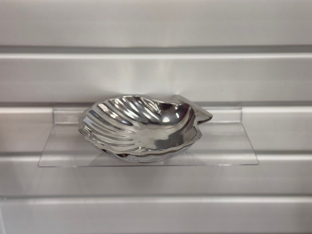 IHI India Handicrafts silver-tone scallop shell dish