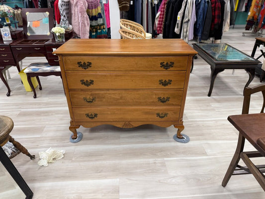 Vintage Four-Drawer Queen Anne style Dresser