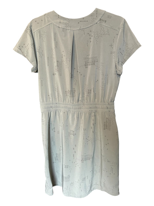 REI Co-op Women's Medium Sage Green V-Neck Dress with Pockets - Image 2