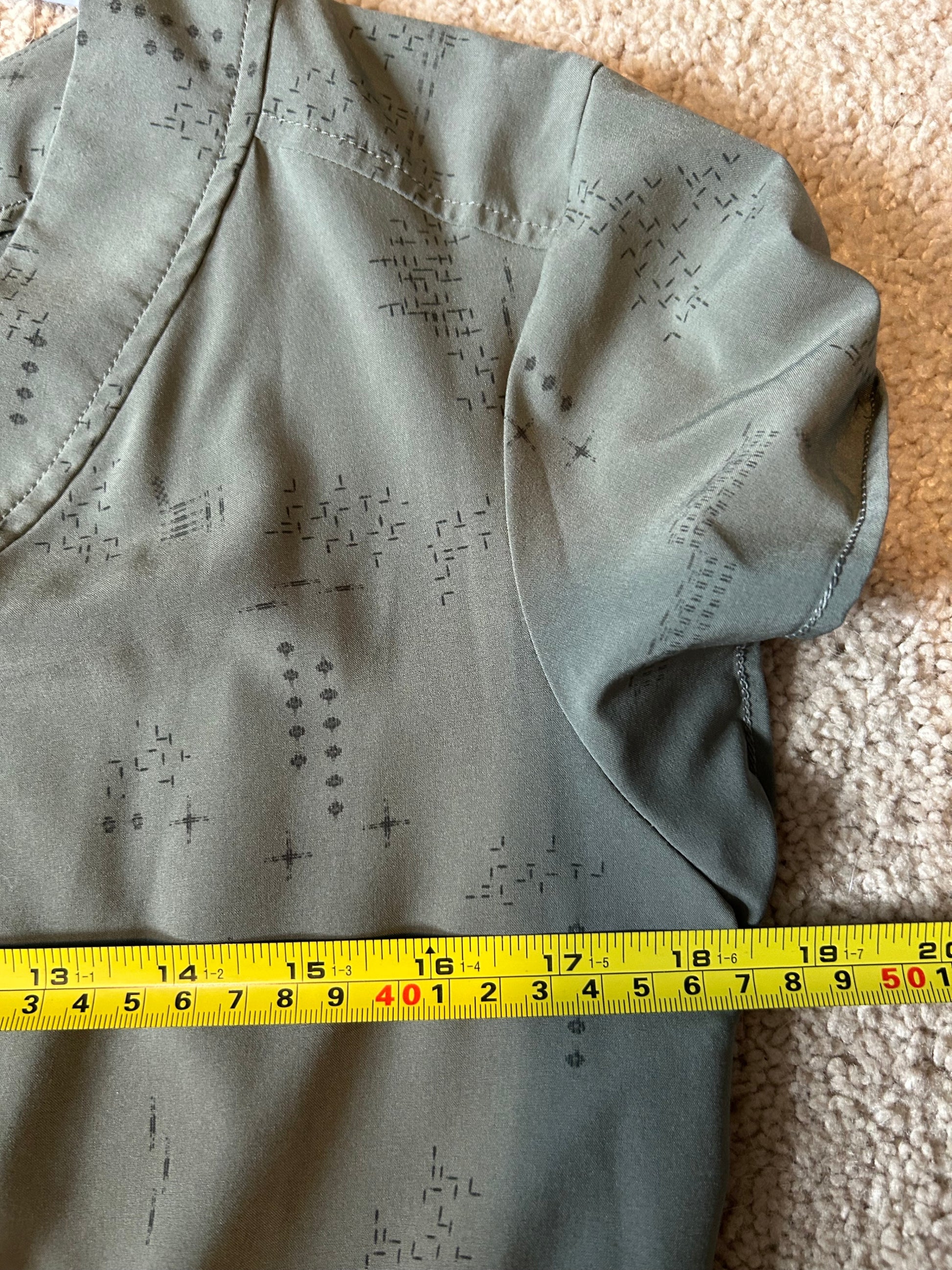 REI Co-op Women's Medium Sage Green V-Neck Dress with Pockets - Image 6