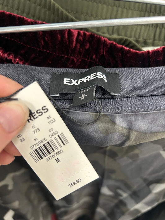 Express Camo Print A-Line Skirt – M