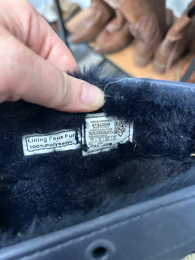 Sperry Navy Blue Faux Fur-Lined Slip-On Boat Shoes — Men's Size 11