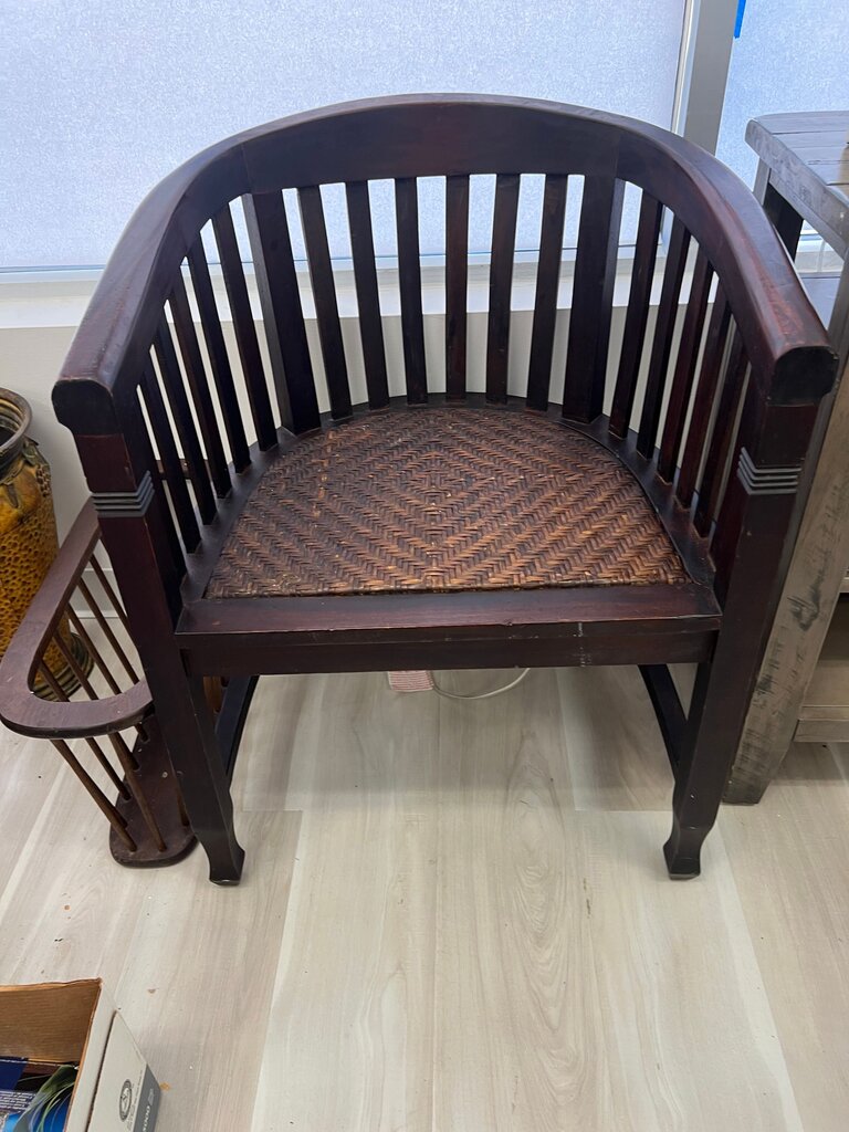 Vintage barrel-back accent chair