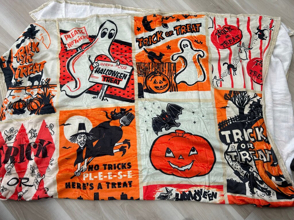 Halloween Themed Throw Blanket
