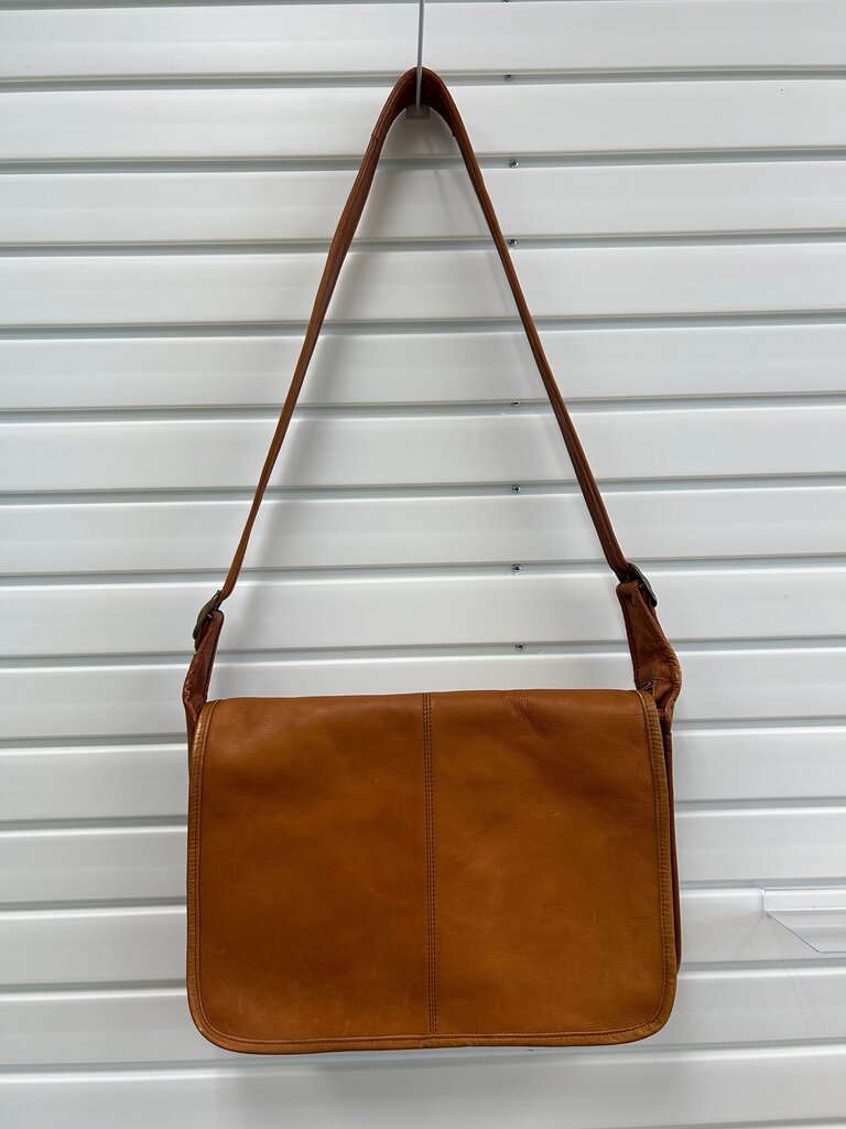 Le Donne Leather Messenger Bag