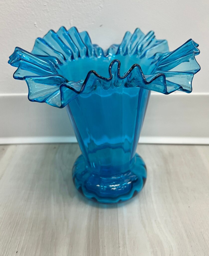 Vintage 1940’s Beacon Glass Azure Blue Hand blown Ruffled Tulip Glass Vase