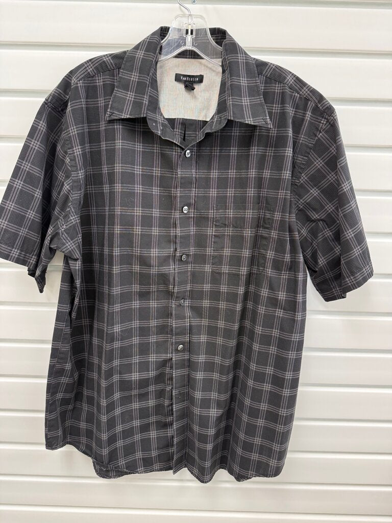 Men's Short Sleeve Checkered Shirt