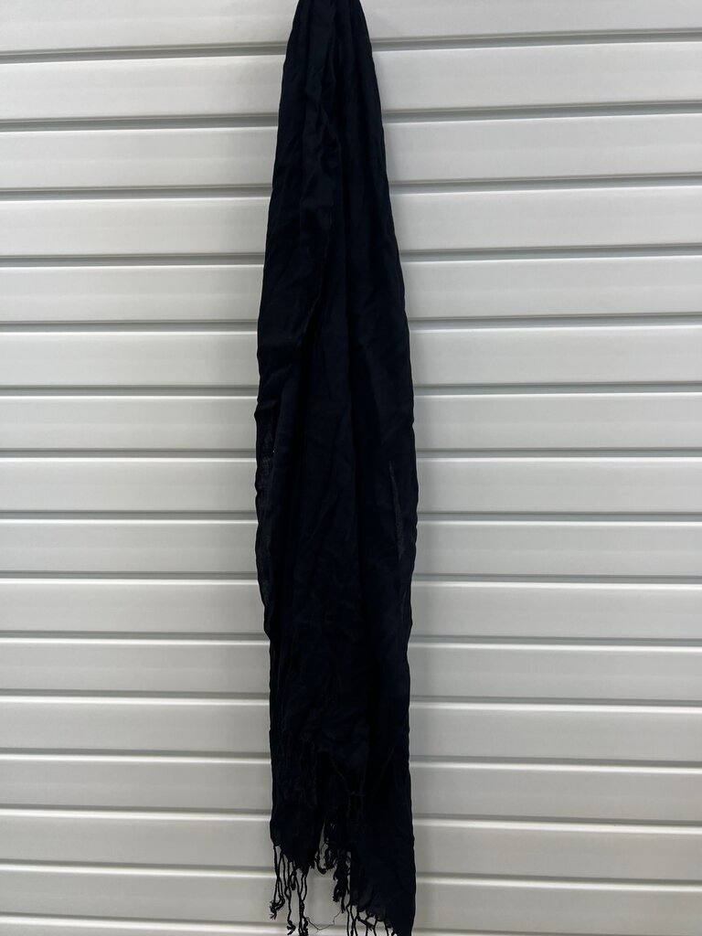 Black Lightweight Scarf with Fringe NWT