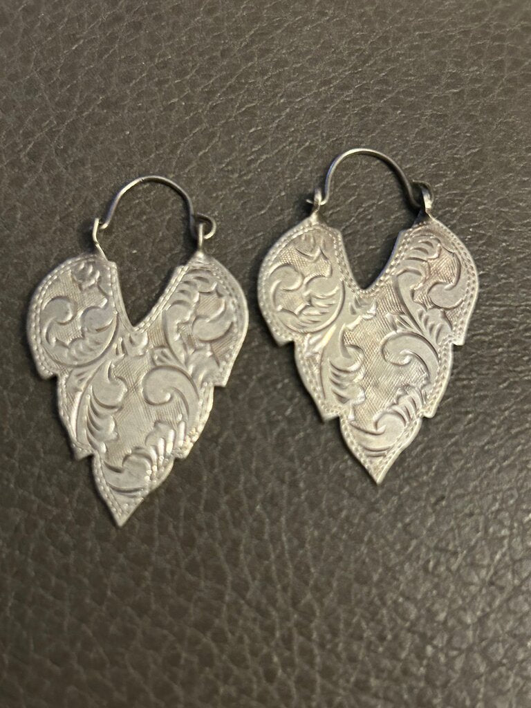 Vintage Sterling Silver Filigree Heart Earrings