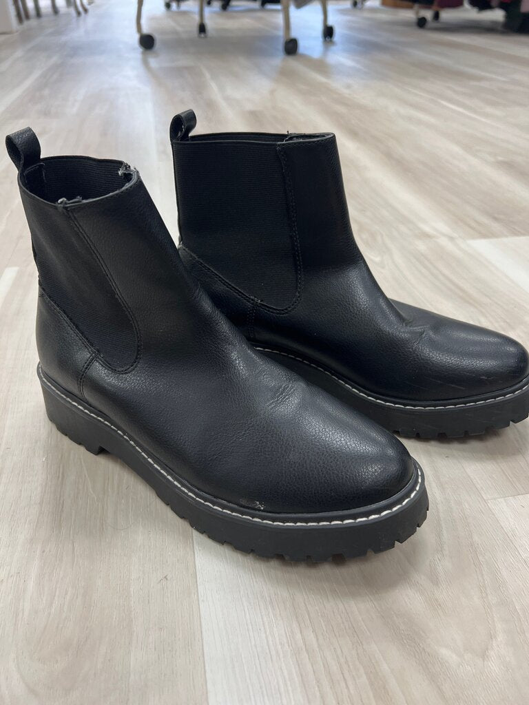 Women's Black Chelsea Boots