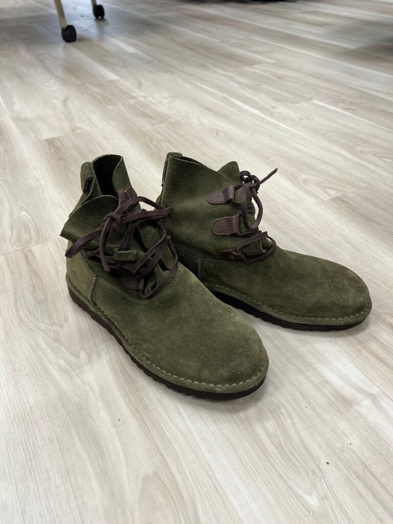 UGG Green Suede Ankle Boot