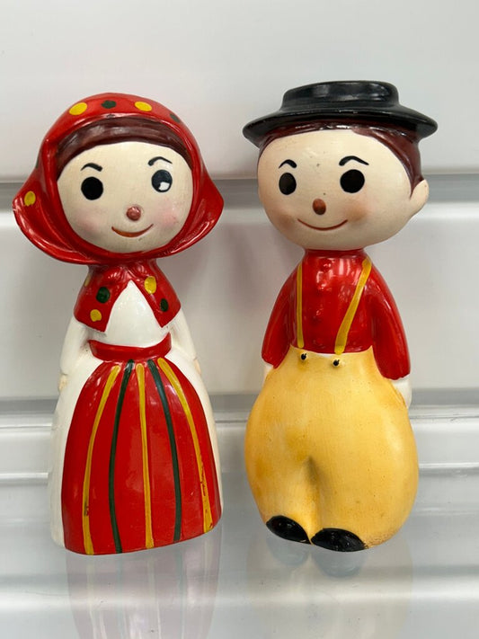 Vintage 1950s Ceramic Dutch Boy & Girl Folk Costume Salt & Pepper Shakers