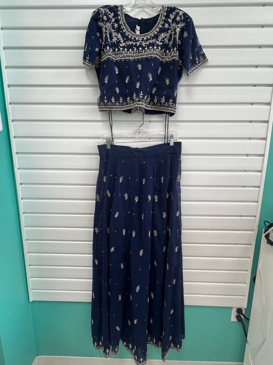 2-Piece Indian Skirt & Blouse Set – Silver Embroidery Beading
