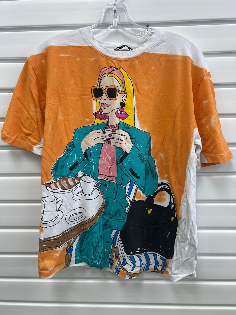 Zara Graphic Tee with Stylish Print
