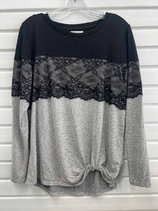 Maurices Black and Gray Lace Detail Top
