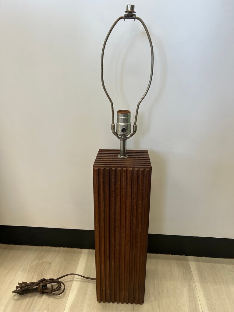 Vintage Mid Century Modern Slatted Wood Table Lamp – Square Column Wood Slat Base, Chrome Neck, 1960s-70s MCM Lighting