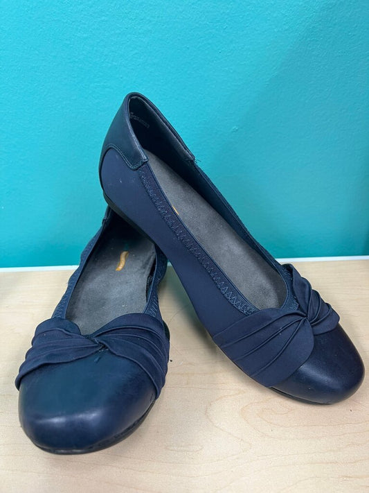 Yuu Navy Stretch Knot Front Comfort Ballet Flats Size 9